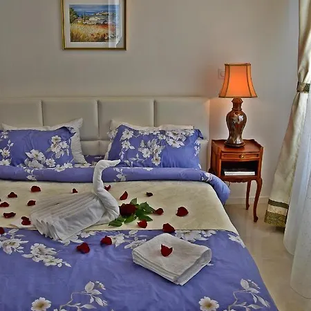 D'azur Near Palais Des Festivals *